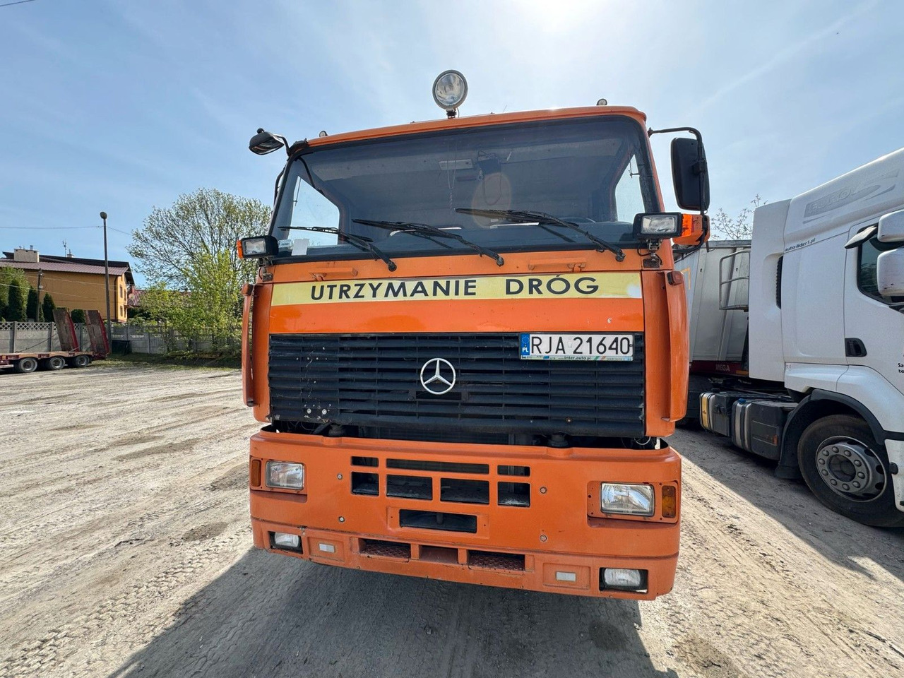 Mercedes-Benz MAZ 650119 MERCEDES ENGINE FIRST OWNER - Самосвал камион: снимка 2 Mercedes-Benz MAZ 650119 MERCEDES ENGINE FIRST OWNER - Самосвал камион: снимка 2
