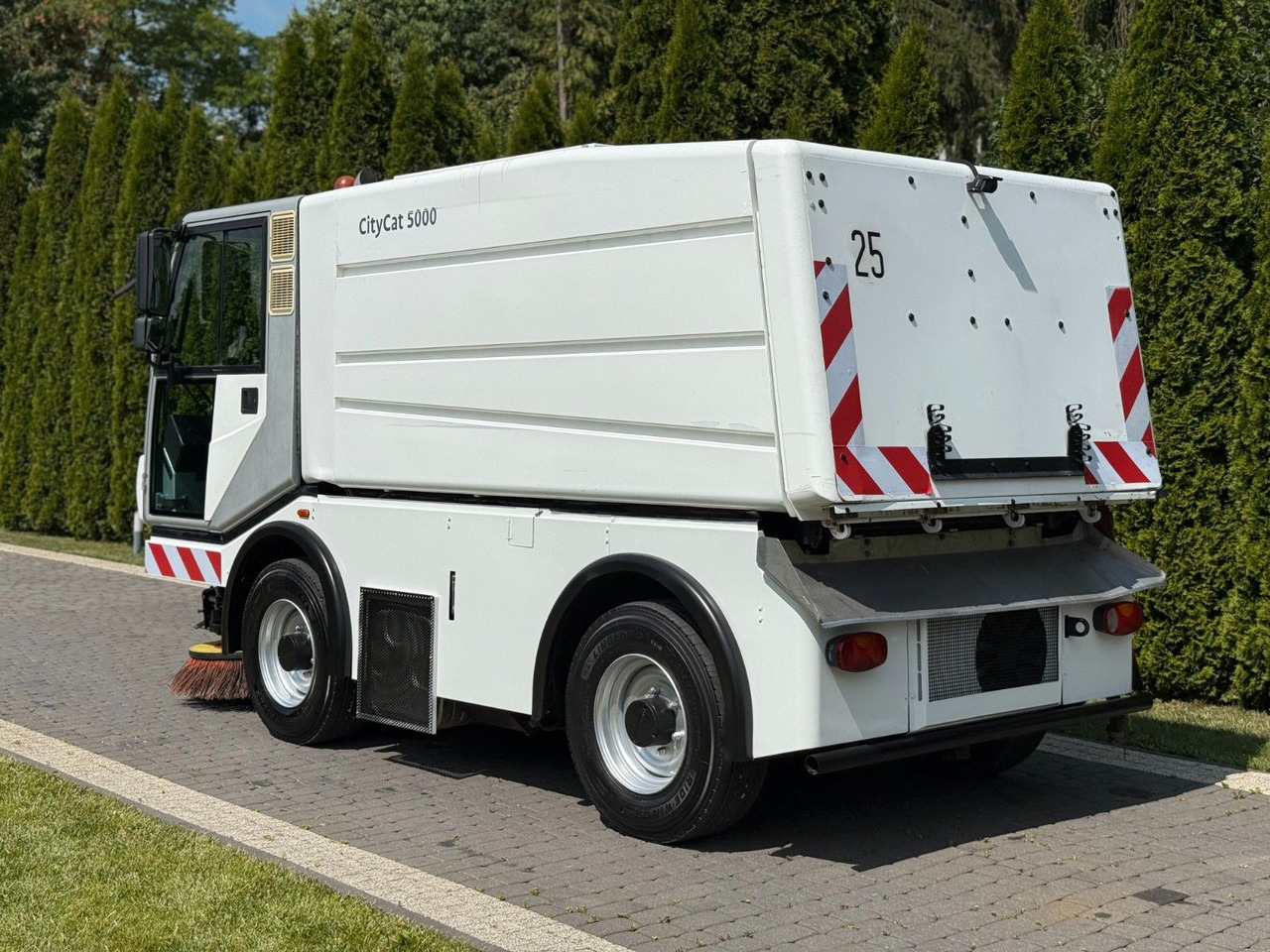 Schmidt BUCHER CITYCAT 5000 SWEEPER - Мотометачна машина: снимка 5 Schmidt BUCHER CITYCAT 5000 SWEEPER - Мотометачна машина: снимка 5
