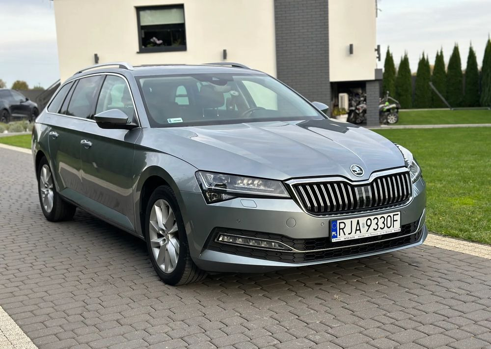 Skoda Superb 2.0 TDI SCR Style DSG - Лек автомобил: снимка 3 Skoda Superb 2.0 TDI SCR Style DSG - Лек автомобил: снимка 3
