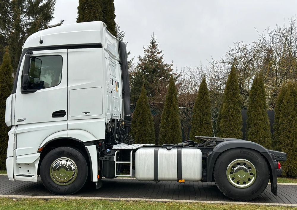Mercedes-Benz ACTROS 1845 EURO 5 HYDRAILIKA - Влекач: снимка 4 Mercedes-Benz ACTROS 1845 EURO 5 HYDRAILIKA - Влекач: снимка 4