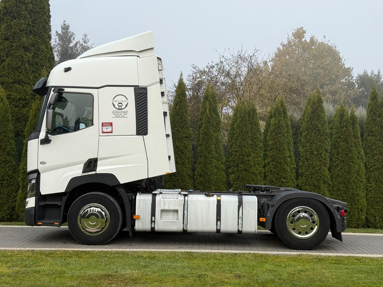 Renault T 460 FRIGDE - Влекач: снимка 4 Renault T 460 FRIGDE - Влекач: снимка 4