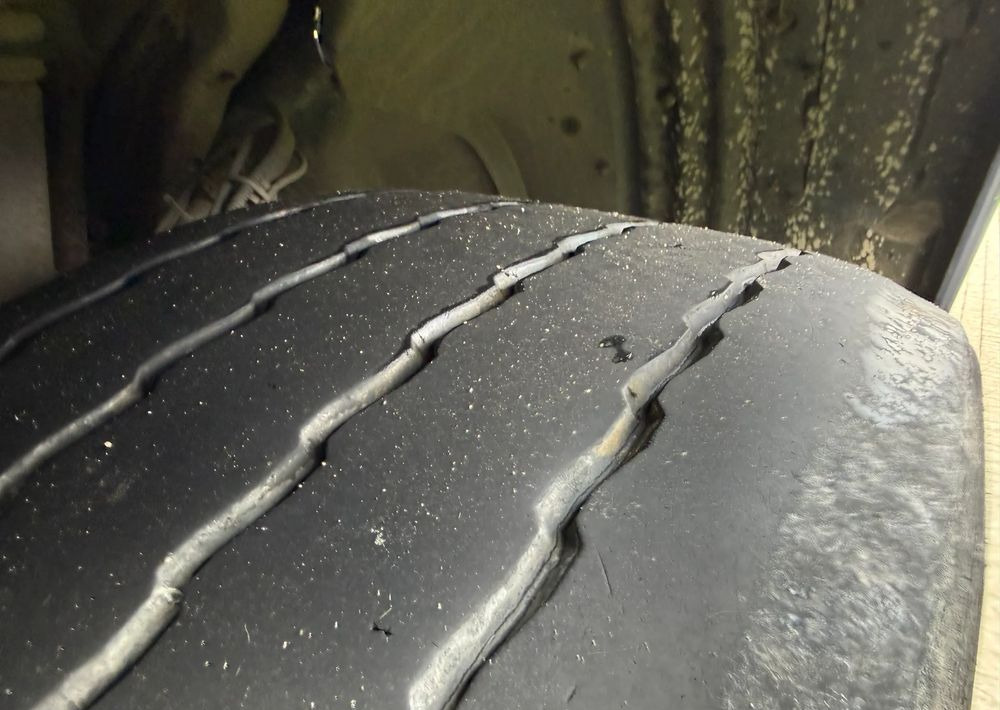 Влекач Scania R420 RETARDER PÓŁ-AUTOMAT: снимка 13 Влекач Scania R420 RETARDER PÓŁ-AUTOMAT: снимка 13