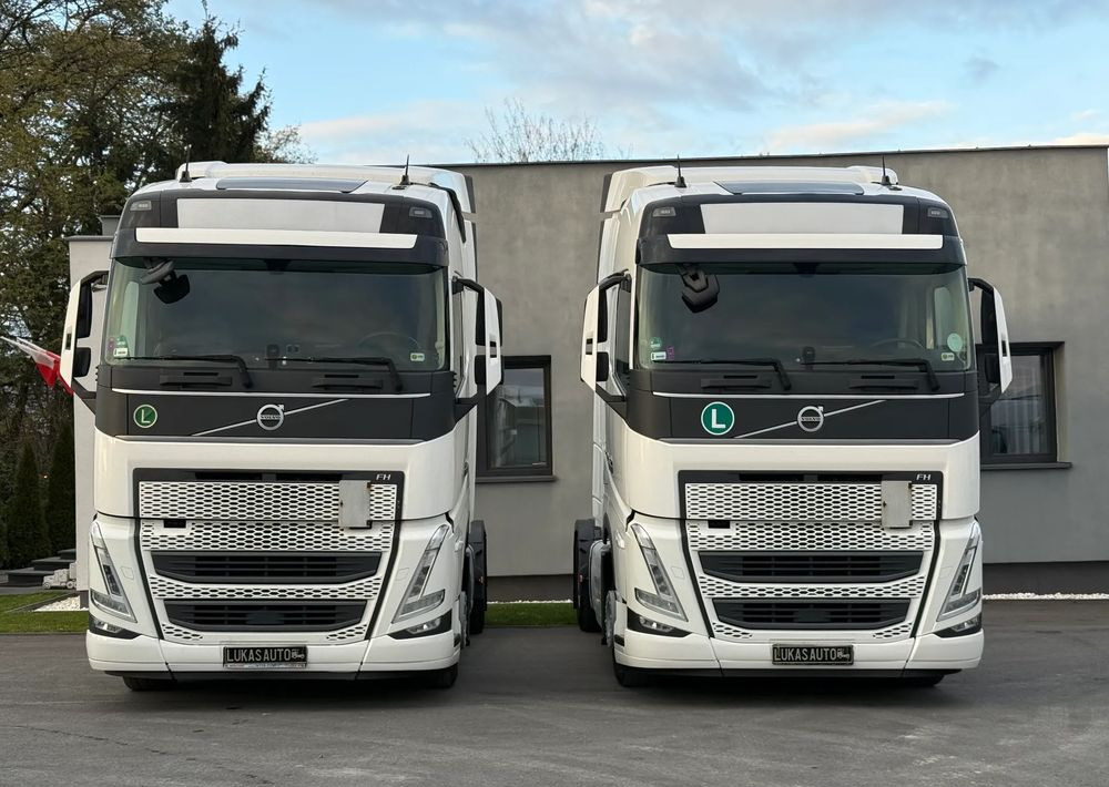 Volvo FH 460 AUTOMAT PARK COOL DWA ZBIORNIKI - Влекач: снимка 2 Volvo FH 460 AUTOMAT PARK COOL DWA ZBIORNIKI - Влекач: снимка 2