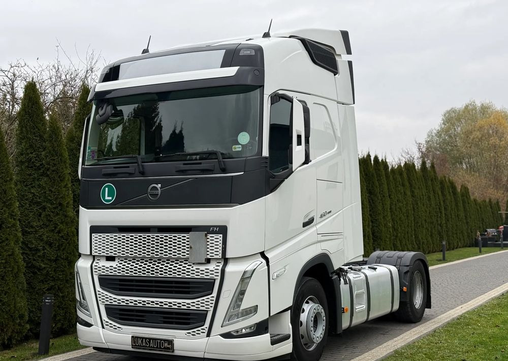 Volvo FH 460 AUTOMAT PARK COOL DWA ZBIORNIKI - Влекач: снимка 3 Volvo FH 460 AUTOMAT PARK COOL DWA ZBIORNIKI - Влекач: снимка 3