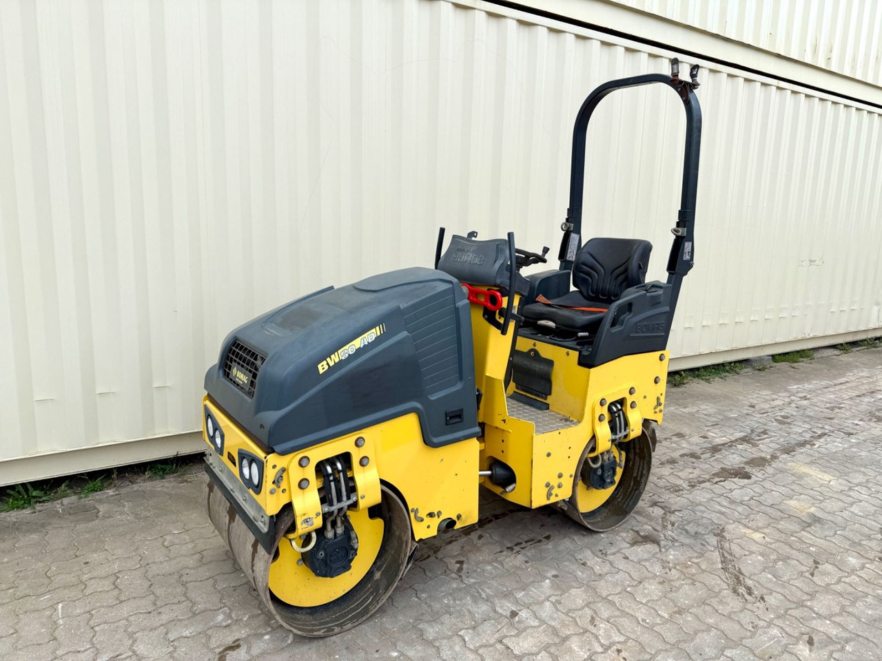 BOMAG BW80AD-5 / 2018 BJ / 1.005 H / 1.550 KG - Пътен валяк: снимка 1 BOMAG BW80AD-5 / 2018 BJ / 1.005 H / 1.550 KG - Пътен валяк: снимка 1