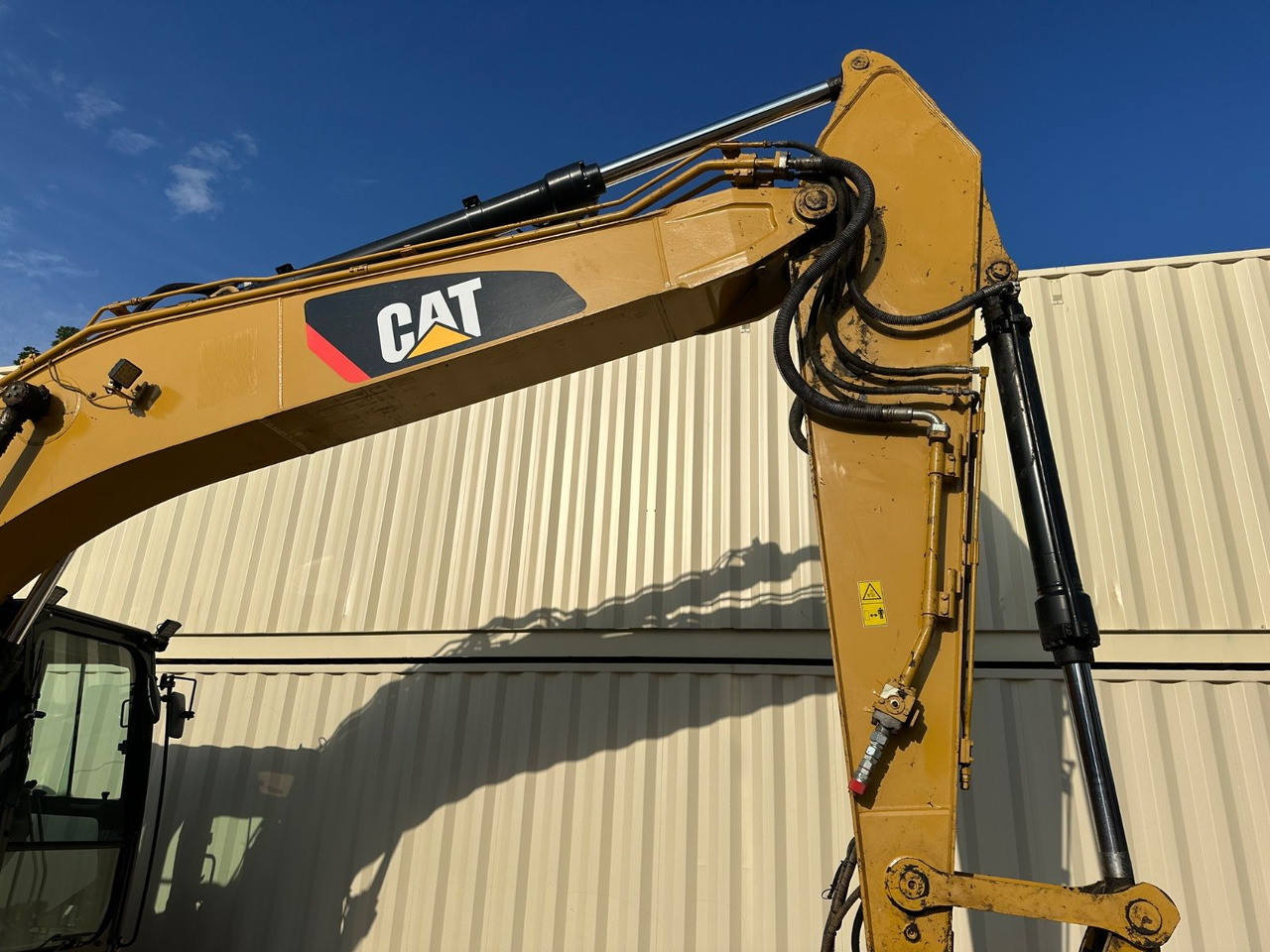 Верижен багер CAT 320FL / 2017 BJ / 9.933 H / Deutsche Maschine: снимка 9