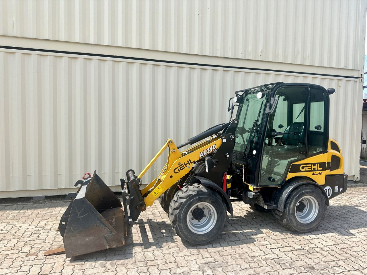 Gehl AL340 / 2020 BJ / 464 H / Schaufel + Gabel - Колесен товарач: снимка 3 Gehl AL340 / 2020 BJ / 464 H / Schaufel + Gabel - Колесен товарач: снимка 3