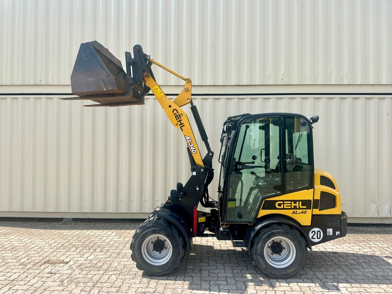 Gehl AL340 / 2020 BJ / 464 H / Schaufel + Gabel - Колесен товарач: снимка 2 Gehl AL340 / 2020 BJ / 464 H / Schaufel + Gabel - Колесен товарач: снимка 2
