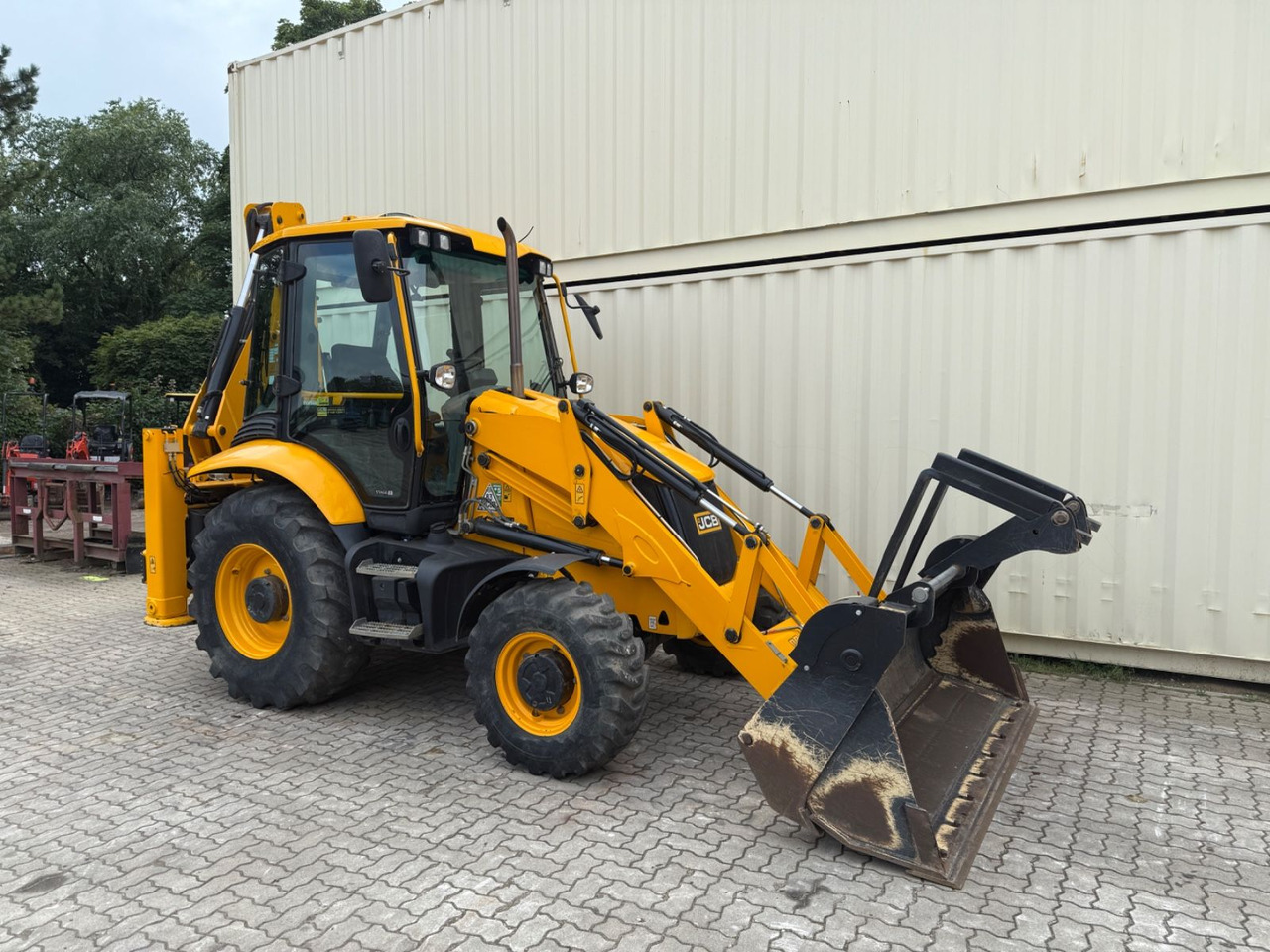 JCB 3CX / 2021 BJ / 1.381 Stunden / CE - Багер-товарач: снимка 4 JCB 3CX / 2021 BJ / 1.381 Stunden / CE - Багер-товарач: снимка 4