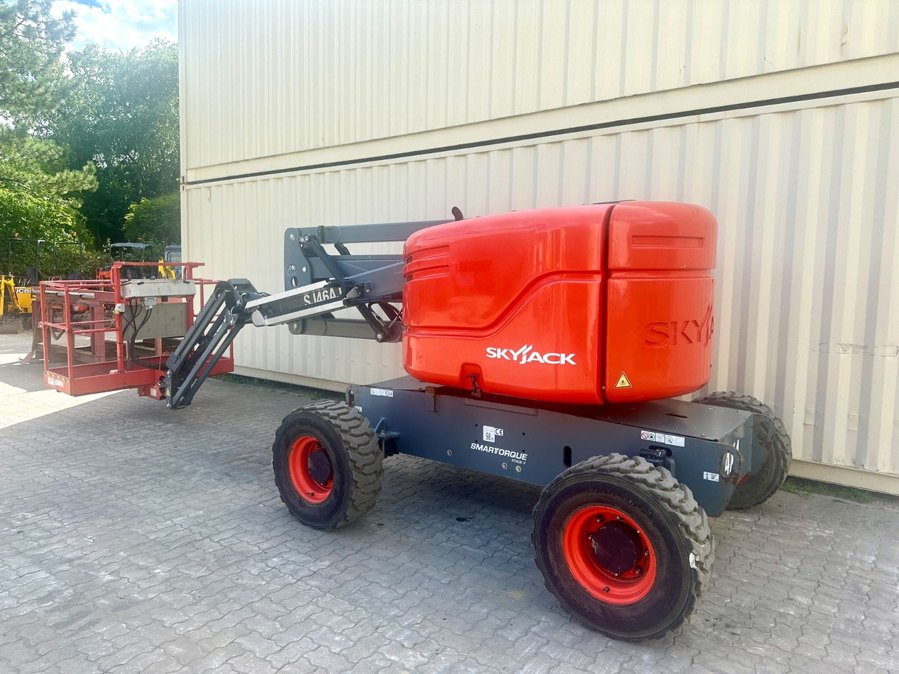Skyjack SJ46AJ 4x4 Diesel / 636 H / 16 Meter - Автовишка: снимка 4 Skyjack SJ46AJ 4x4 Diesel / 636 H / 16 Meter - Автовишка: снимка 4