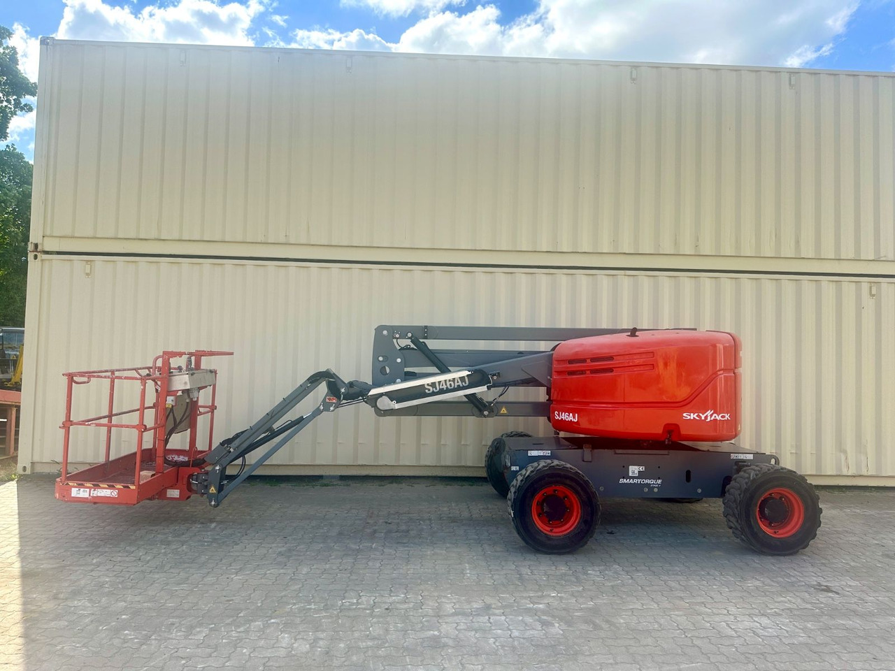 Skyjack SJ46AJ 4x4 Diesel / 636 H / 16 Meter - Автовишка: снимка 5 Skyjack SJ46AJ 4x4 Diesel / 636 H / 16 Meter - Автовишка: снимка 5