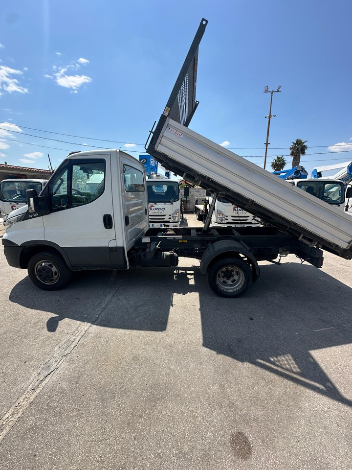 IVECO DAILY 35C12 - Самосвал камион: снимка 3 IVECO DAILY 35C12 - Самосвал камион: снимка 3