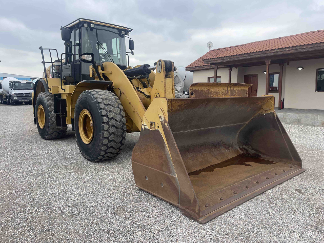 Caterpillar 962K - Колесен товарач: снимка 1 Caterpillar 962K - Колесен товарач: снимка 1