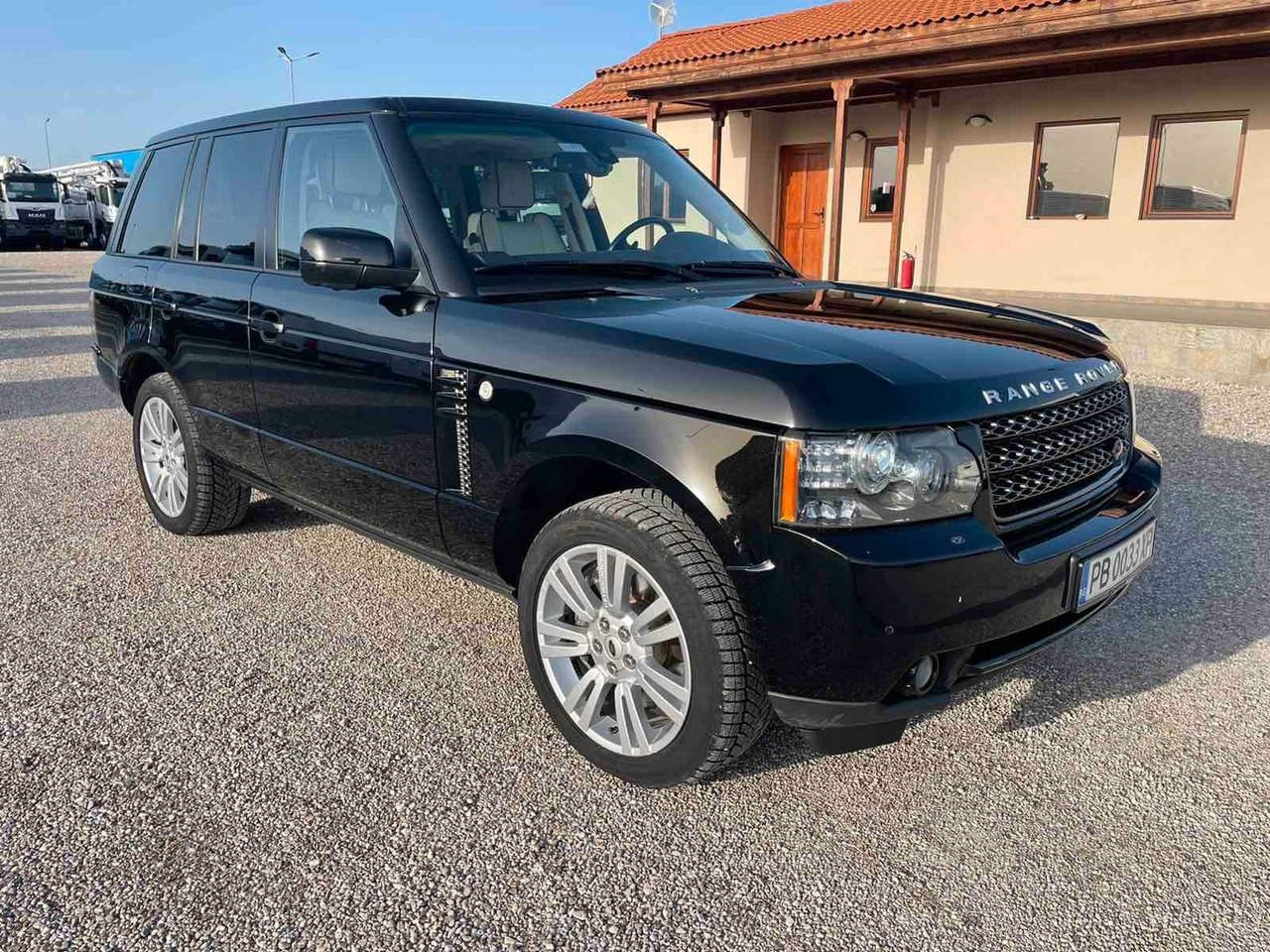 Land Rover Range Rover Vogue 4.4 TDV8 - Джип: снимка 1 Land Rover Range Rover Vogue 4.4 TDV8 - Джип: снимка 1