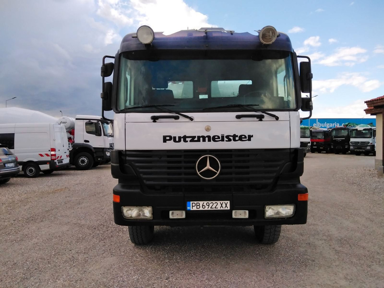 Mercedes-Benz ACTROS 3240 Putzmeister 26.67S - Бетон помпа: снимка 2 Mercedes-Benz ACTROS 3240 Putzmeister 26.67S - Бетон помпа: снимка 2