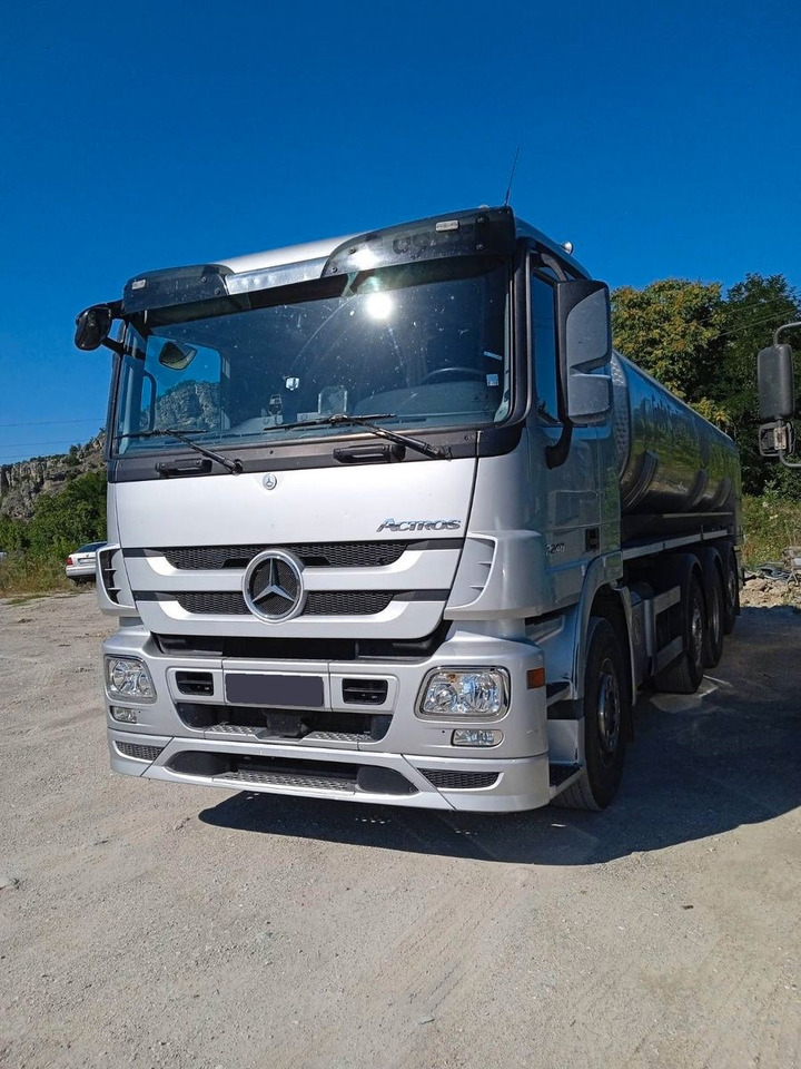 Mercedes-Benz ACTROS 3248 - Камион цистерна: снимка 2 Mercedes-Benz ACTROS 3248 - Камион цистерна: снимка 2