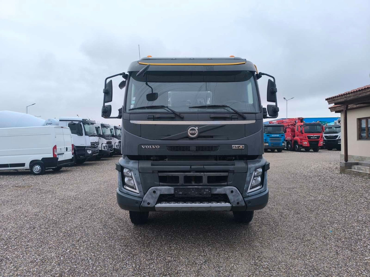 Volvo FMX 410 LIEBHERR 9M3 EURO6 - Бетоновоз: снимка 2 Volvo FMX 410 LIEBHERR 9M3 EURO6 - Бетоновоз: снимка 2