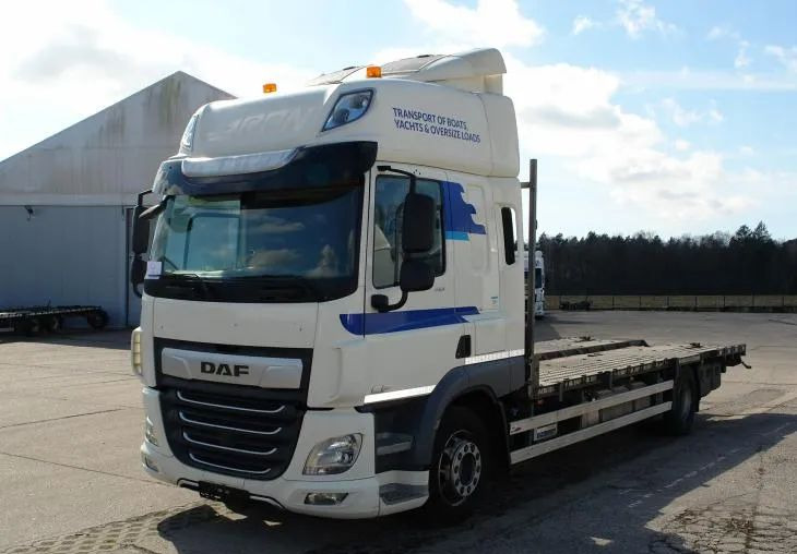 DAF CF 410 EURO 6 Laweta - Platforma super stan - Бордови камион: снимка 1 DAF CF 410 EURO 6 Laweta - Platforma super stan - Бордови камион: снимка 1