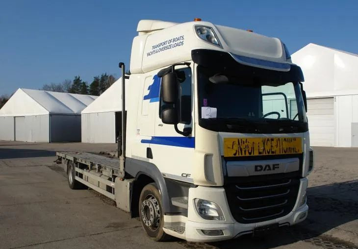 DAF CF 410 EURO 6 Laweta - Platforma super stan - Бордови камион: снимка 4 DAF CF 410 EURO 6 Laweta - Platforma super stan - Бордови камион: снимка 4