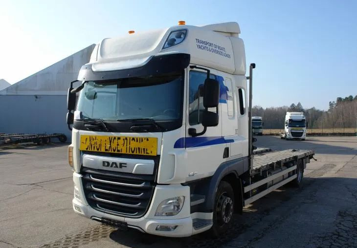 DAF CF 410 EURO 6 Laweta - Platforma super stan - Бордови камион: снимка 2 DAF CF 410 EURO 6 Laweta - Platforma super stan - Бордови камион: снимка 2
