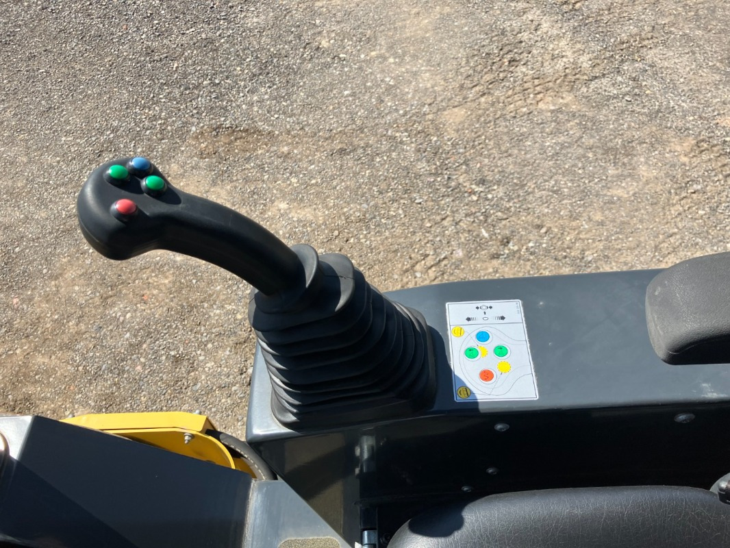 BOMAG DE BW 124 DH-5 Stage V/Tier 4f - Валяк: снимка 5 BOMAG DE BW 124 DH-5 Stage V/Tier 4f - Валяк: снимка 5