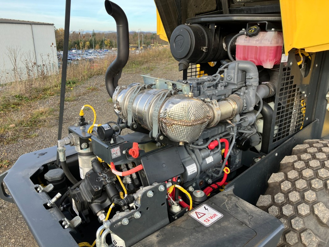 BOMAG DE BW 145 D-5 PL - Валяк: снимка 4 BOMAG DE BW 145 D-5 PL - Валяк: снимка 4