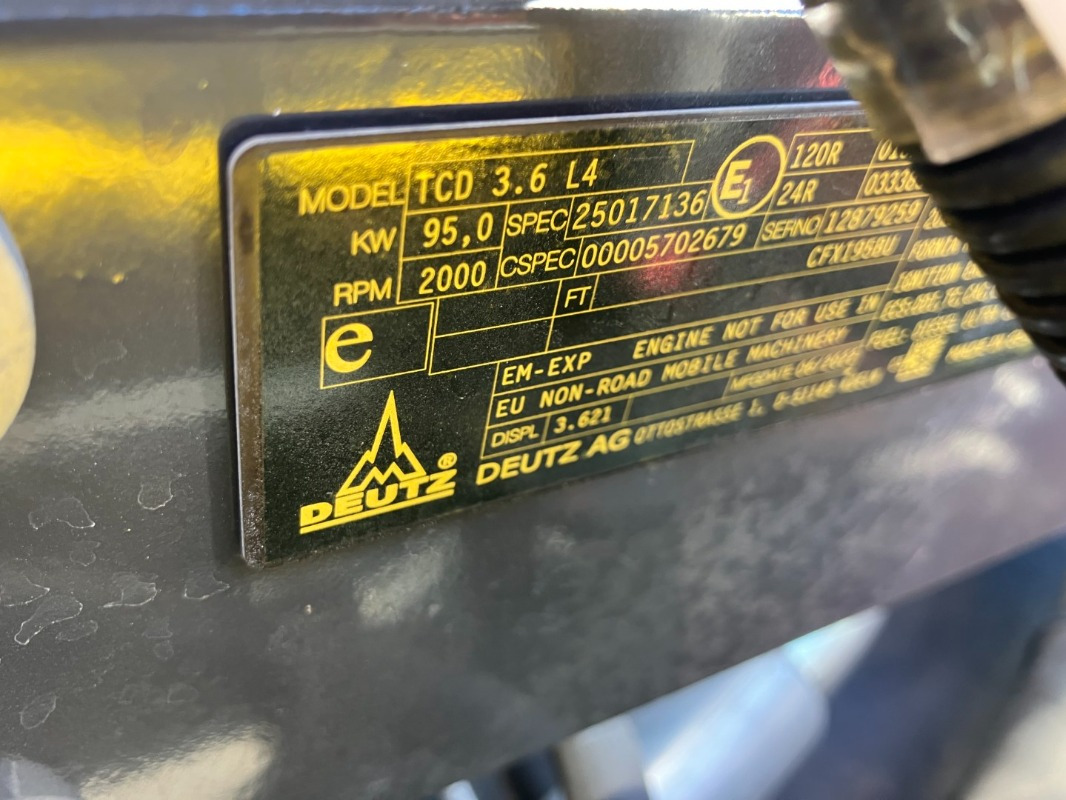 BOMAG DE BW 211 DH-5 Stage IV/TIER4f - Компактор: снимка 4 BOMAG DE BW 211 DH-5 Stage IV/TIER4f - Компактор: снимка 4