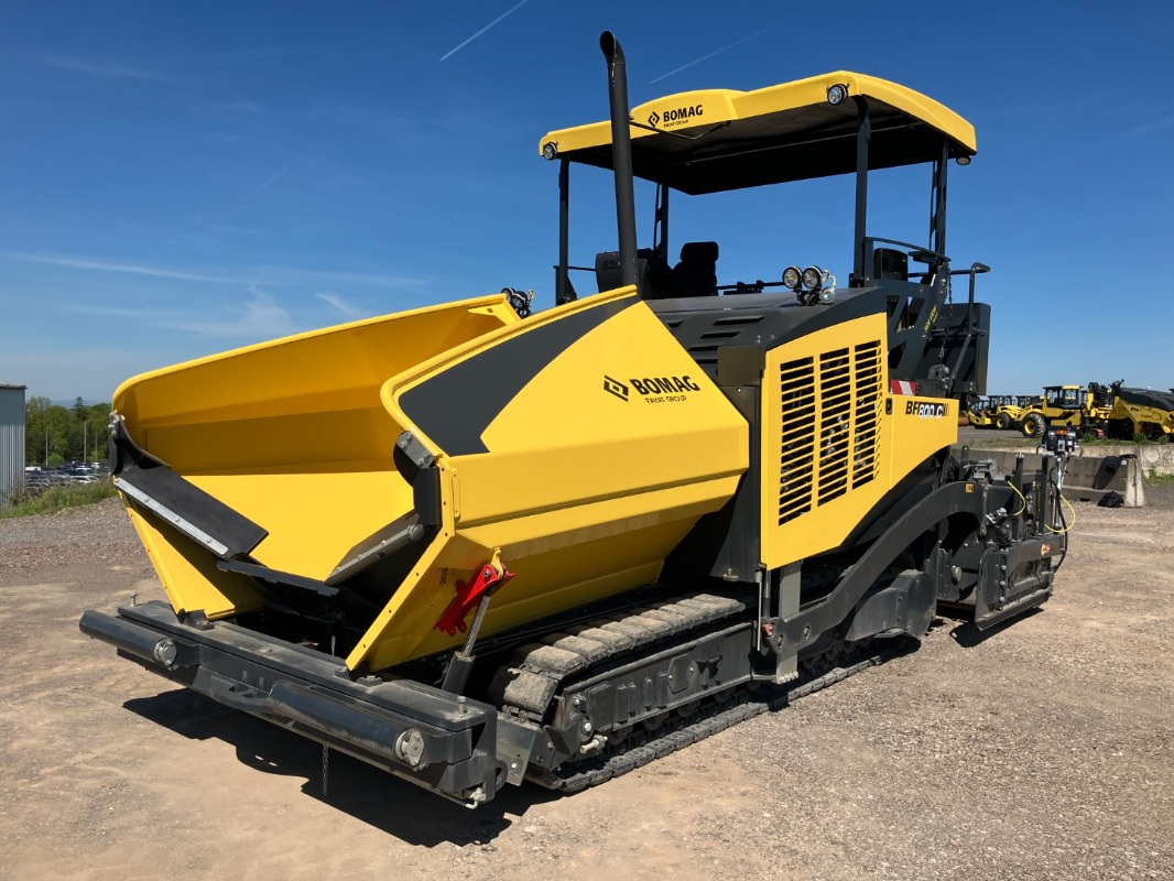 BOMAG IT BF 800 C S600 Stage IIIa/Tier 3 - Асфалтополагач: снимка 1 BOMAG IT BF 800 C S600 Stage IIIa/Tier 3 - Асфалтополагач: снимка 1