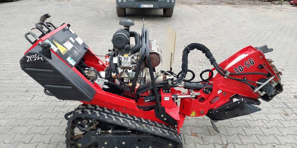 Frezarka frez do pni Barreto 30SG - Приставка за изкореняване на дънери: снимка 4 Frezarka frez do pni Barreto 30SG - Приставка за изкореняване на дънери: снимка 4