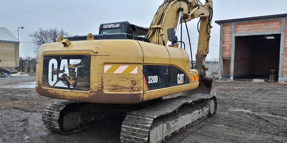 Koparka Caterpillar 320DL + long reach 16,5m - Верижен багер: снимка 3 Koparka Caterpillar 320DL + long reach 16,5m - Верижен багер: снимка 3