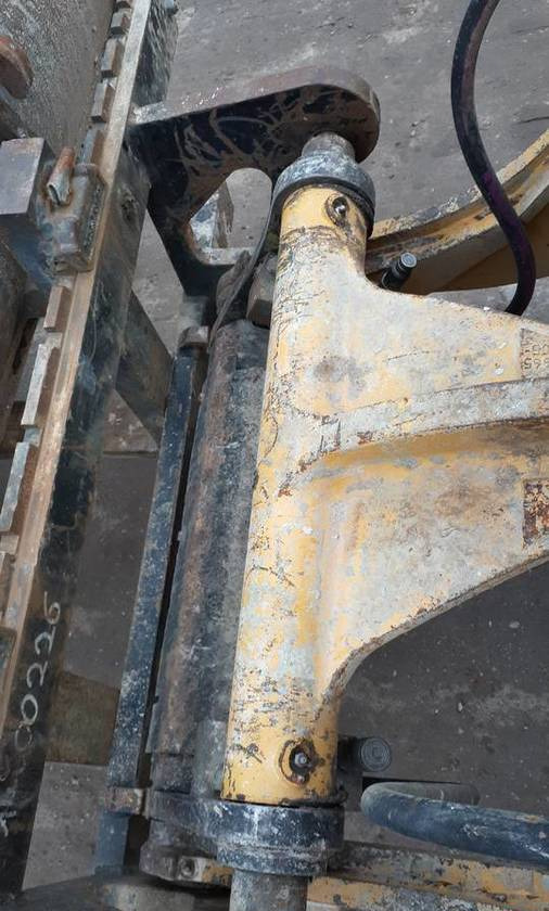 Колесен товарач Ładowarka Caterpillar 906H widły + łyżka: снимка 9 Колесен товарач Ładowarka Caterpillar 906H widły + łyżka: снимка 9