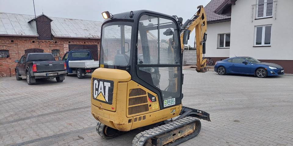 Minikoparka CAT 301.7D 2016 rok 1622h rozsuwane podwozie - Верижен багер: снимка 4 Minikoparka CAT 301.7D 2016 rok 1622h rozsuwane podwozie - Верижен багер: снимка 4