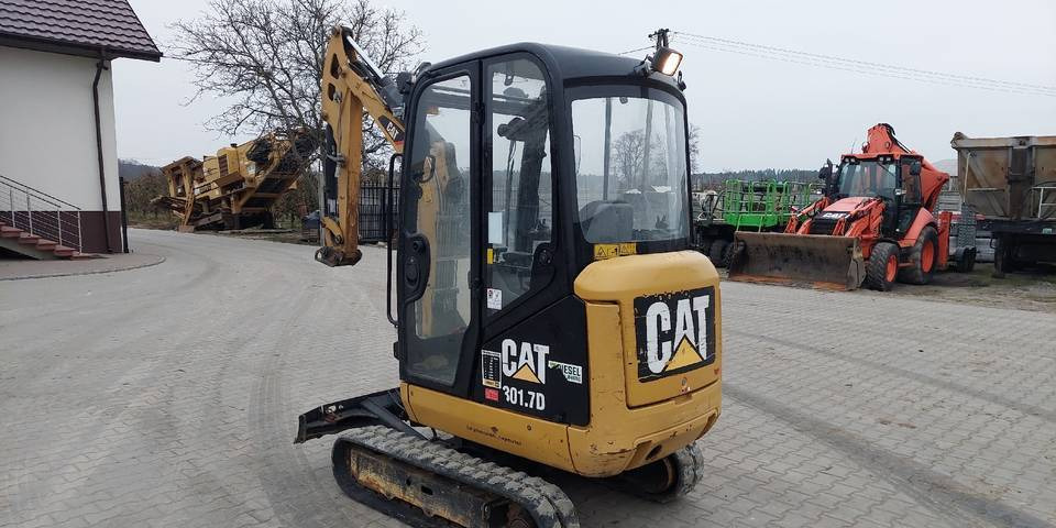 Minikoparka CAT 301.7D 2016 rok 1622h rozsuwane podwozie - Верижен багер: снимка 2 Minikoparka CAT 301.7D 2016 rok 1622h rozsuwane podwozie - Верижен багер: снимка 2