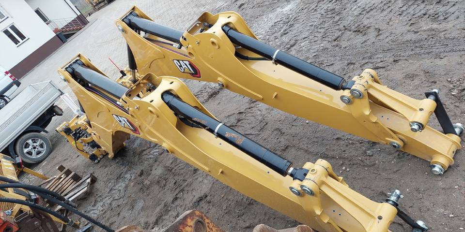 Nowe oryginalne ramie do koparko-ładowarki CAT 432 428 444 - Стрела за Строителна техника: снимка 4 Nowe oryginalne ramie do koparko-ładowarki CAT 432 428 444 - Стрела за Строителна техника: снимка 4