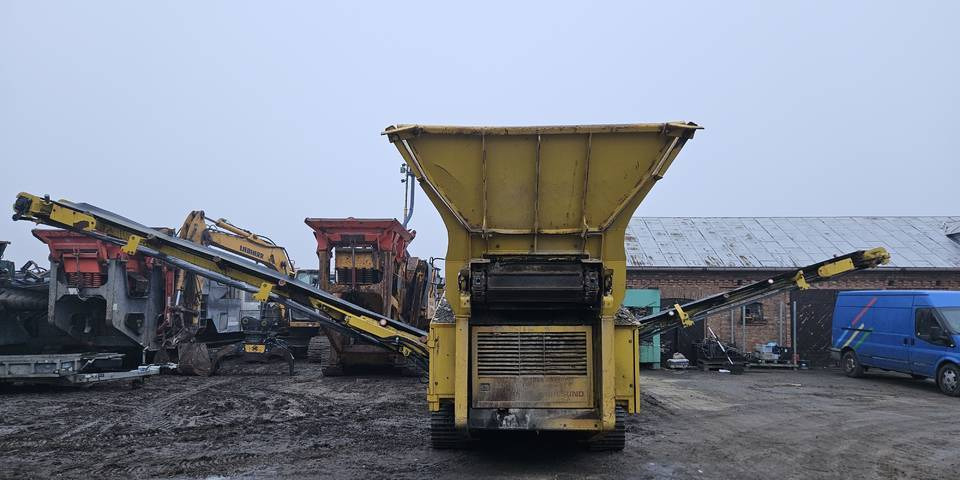 Przesiewacz mobilny Keestrack Combo 17t - Пресевна инсталация: снимка 4 Przesiewacz mobilny Keestrack Combo 17t - Пресевна инсталация: снимка 4