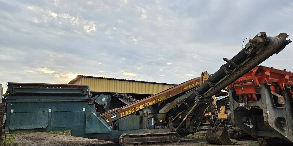 Przesiewacz mobilny Powerscreen Chieftain 1400 rozdrabniacz wibrokrata - Пресевна инсталация: снимка 1 Przesiewacz mobilny Powerscreen Chieftain 1400 rozdrabniacz wibrokrata - Пресевна инсталация: снимка 1