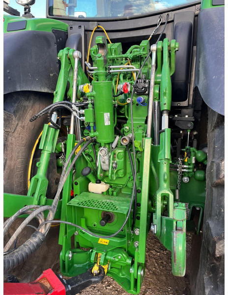 John Deere 6215R Autopowr - Трактор: снимка 5 John Deere 6215R Autopowr - Трактор: снимка 5