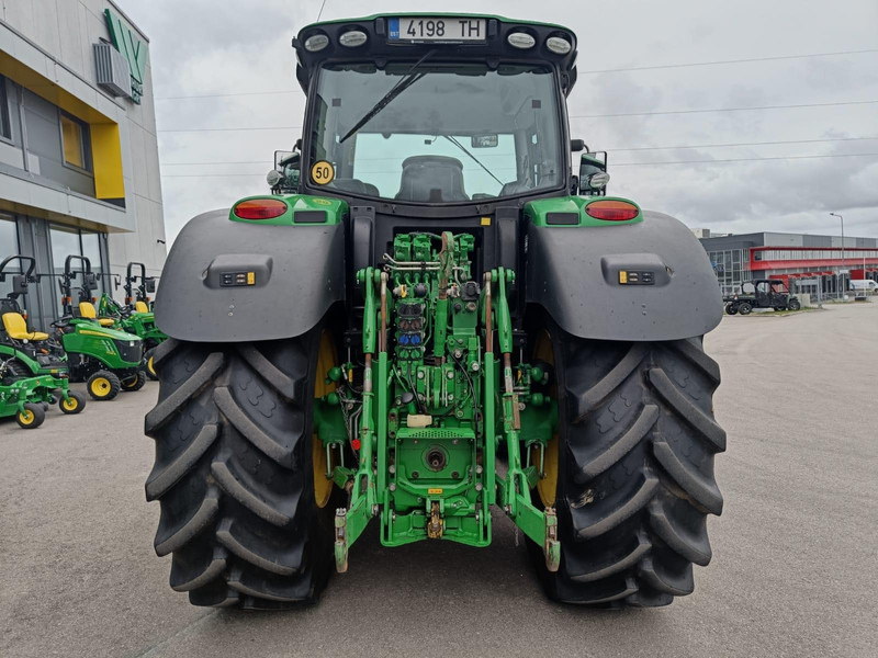 John Deere 6215R - Трактор: снимка 4 John Deere 6215R - Трактор: снимка 4