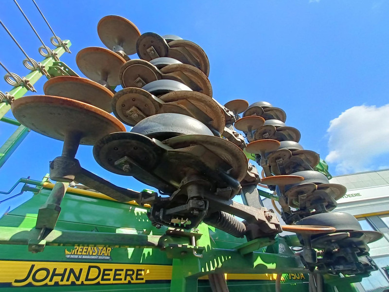 John Deere 750 A - Прецизна сеялка: снимка 5 John Deere 750 A - Прецизна сеялка: снимка 5