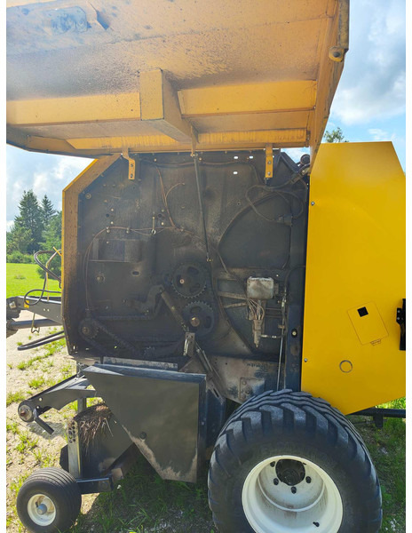 New Holland BR 6090 - Рулонна сламопреса: снимка 4 New Holland BR 6090 - Рулонна сламопреса: снимка 4