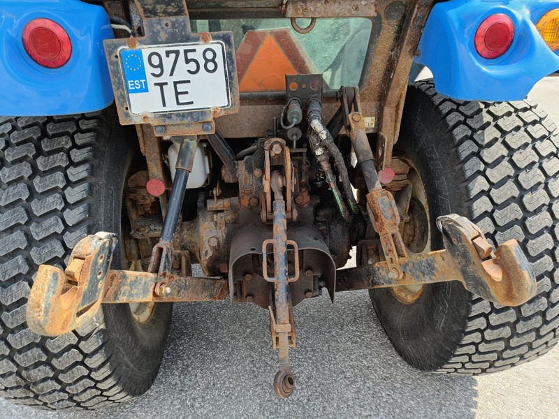 Лизинг на New Holland Boomer 40 New Holland Boomer 40: снимка 8