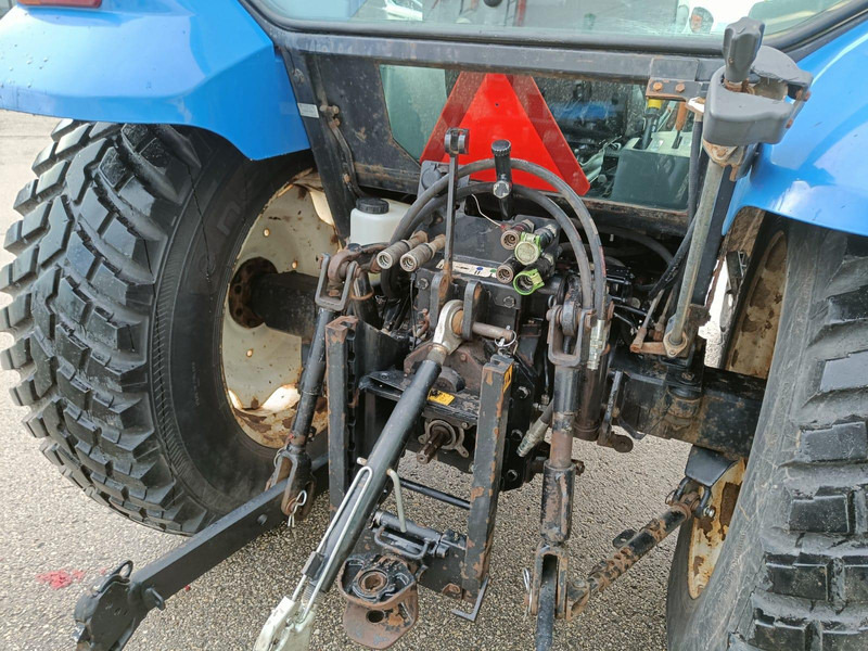 Лизинг на New Holland T 5050 New Holland T 5050: снимка 10