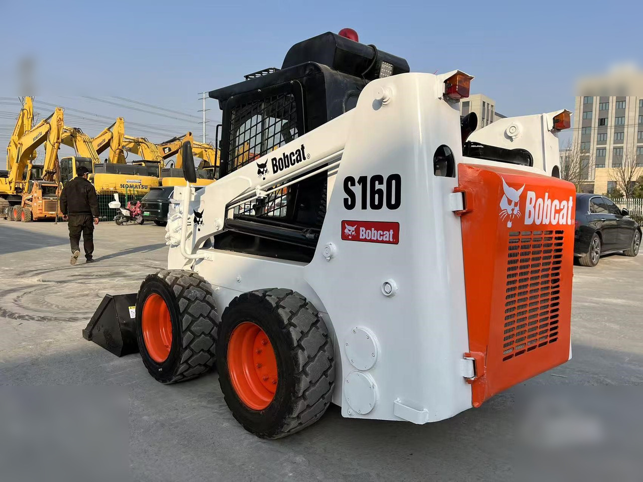 BOBCAT S160 - Мини челен товарач: снимка 5 BOBCAT S160 - Мини челен товарач: снимка 5