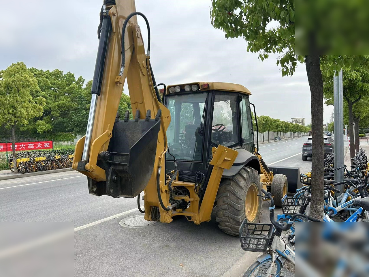 CASE 580 - Багер-товарач: снимка 4 CASE 580 - Багер-товарач: снимка 4