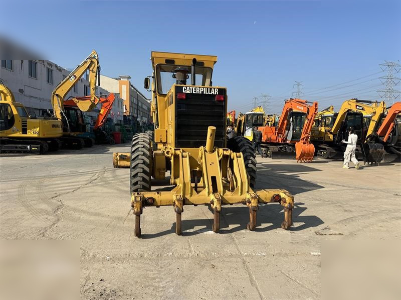 CATERPILLAR 140H - Грейдер: снимка 3 CATERPILLAR 140H - Грейдер: снимка 3