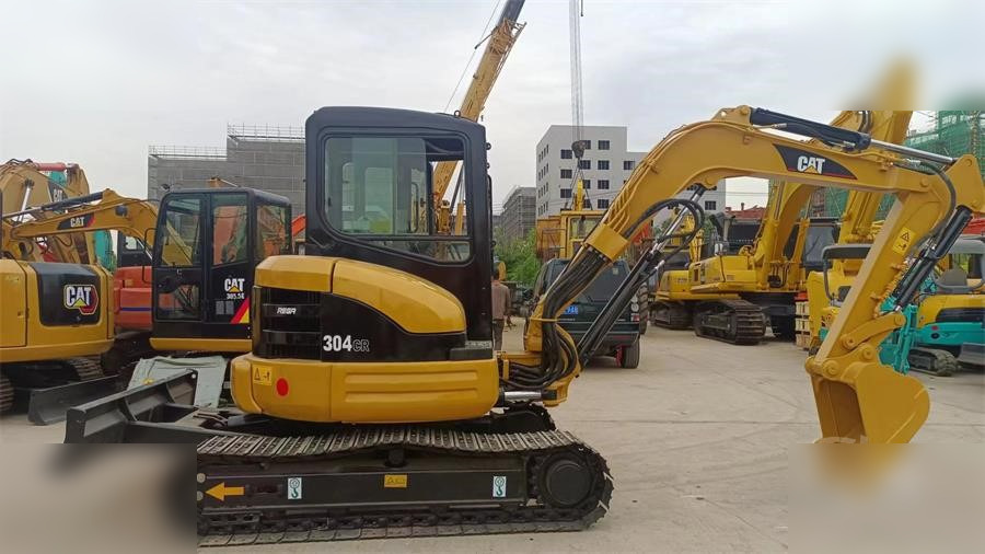 CATERPILLAR 304CR - Мини багер: снимка 1 CATERPILLAR 304CR - Мини багер: снимка 1