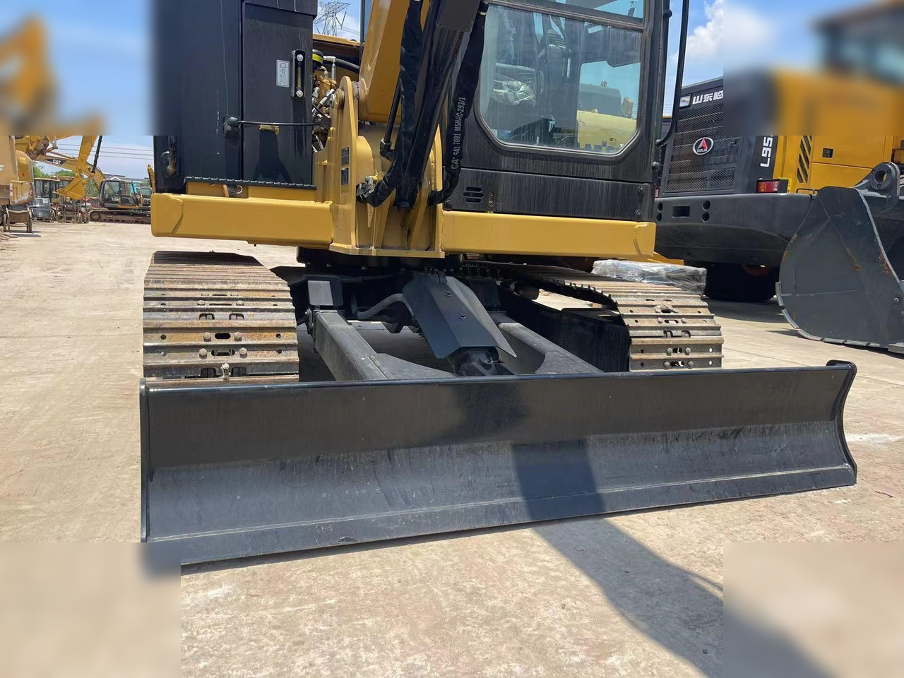 CATERPILLAR 305.5 - Мини багер: снимка 4 CATERPILLAR 305.5 - Мини багер: снимка 4