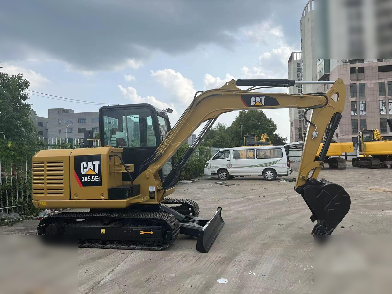 Мини багер CATERPILLAR 305.5E2: снимка 6