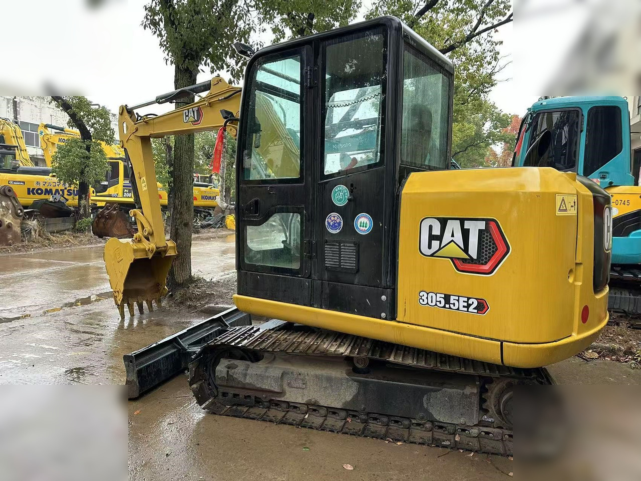 CATERPILLAR 305.5E2 - Мини багер: снимка 1 CATERPILLAR 305.5E2 - Мини багер: снимка 1