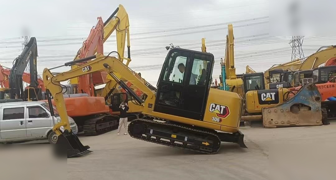 CATERPILLAR 306D - Верижен багер: снимка 2 CATERPILLAR 306D - Верижен багер: снимка 2